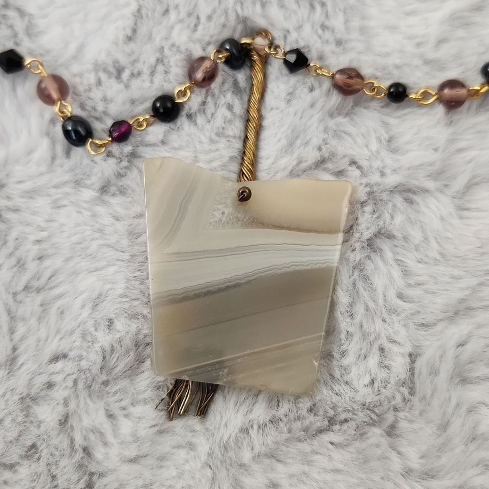 Artisan Agate Wire Wrapped Pendant Necklace Beaded Gold Tone Boho - Picture 6 of 8
